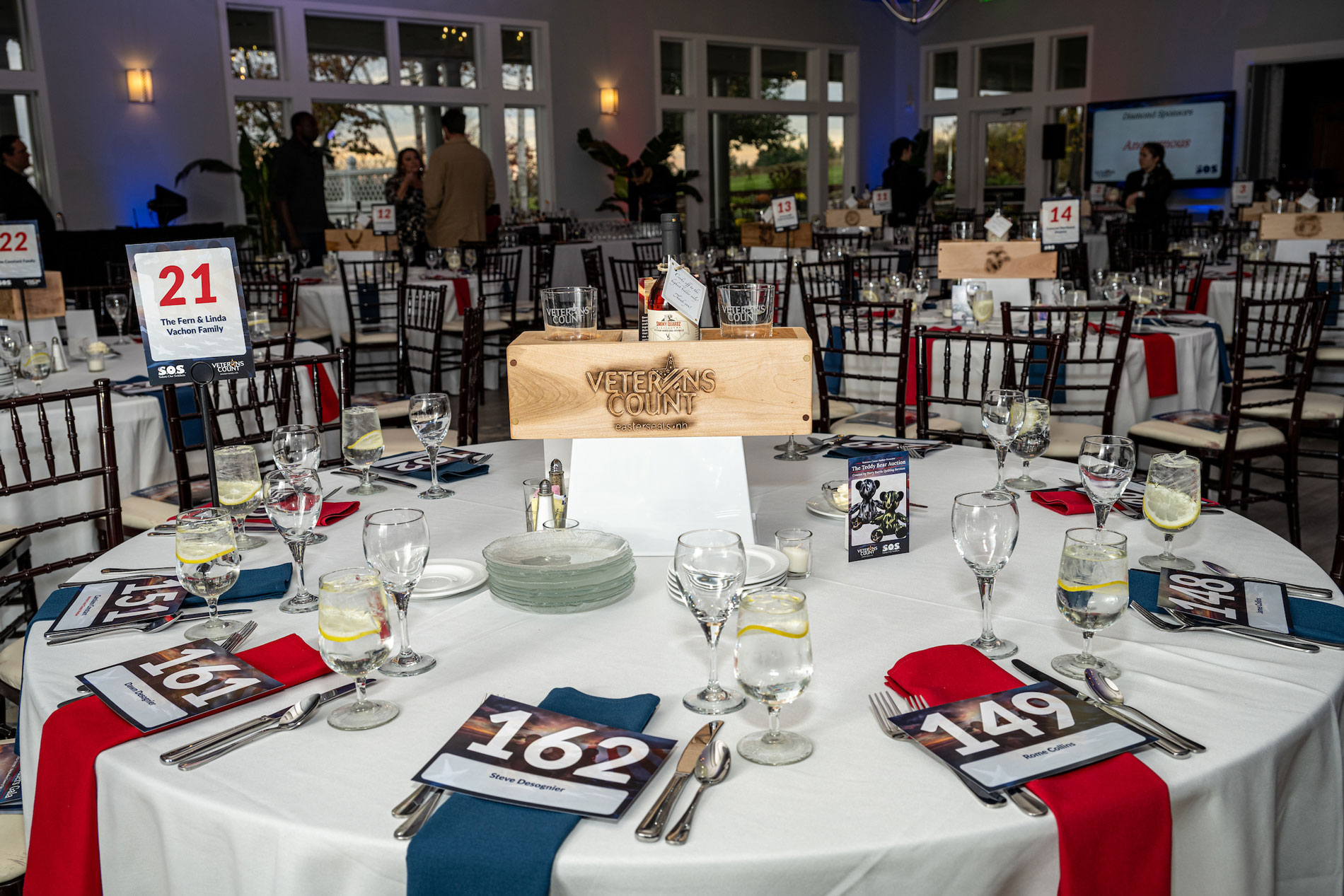 A table nicely set up for the 2023 Veterans Count Salute our Soldiers Event.